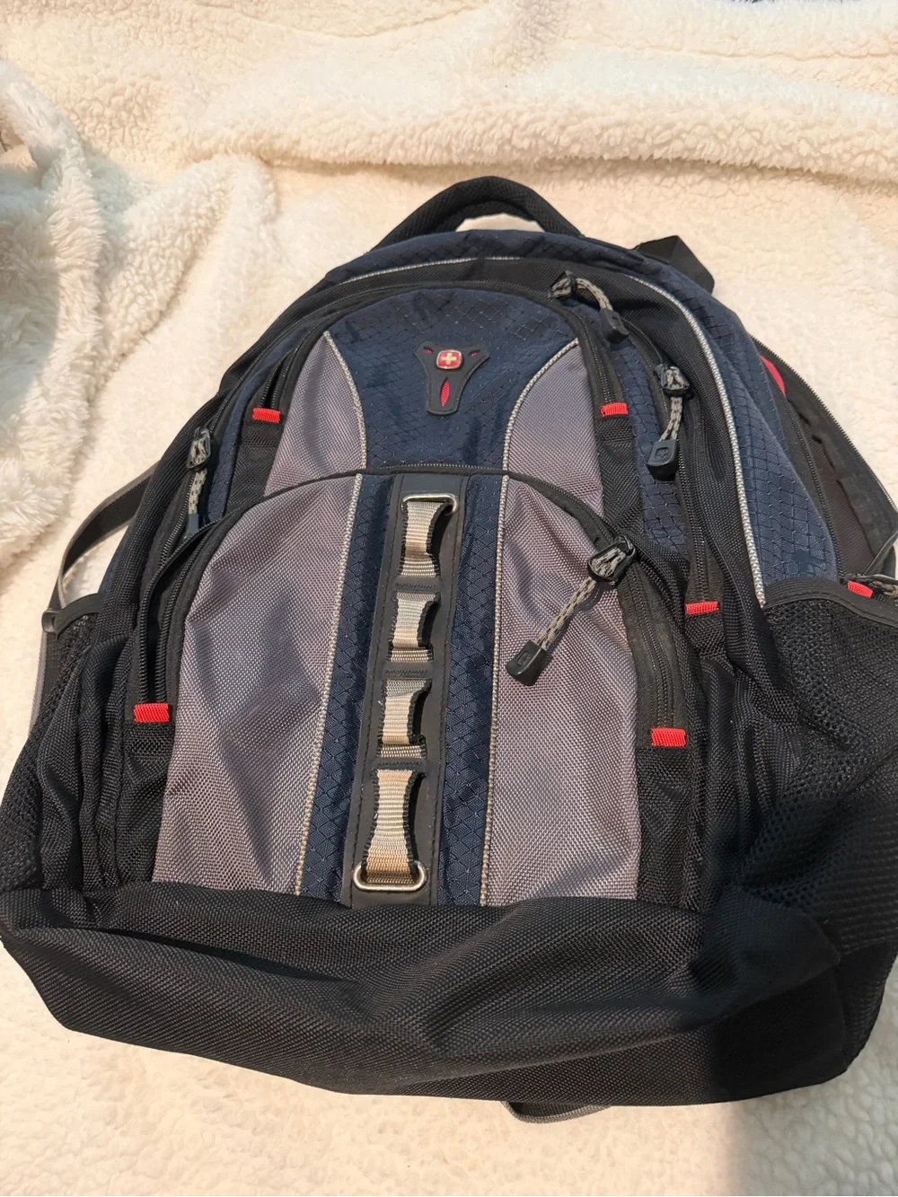 SwissGear Black, Navy, and Gray Men’s Laptop Backpack